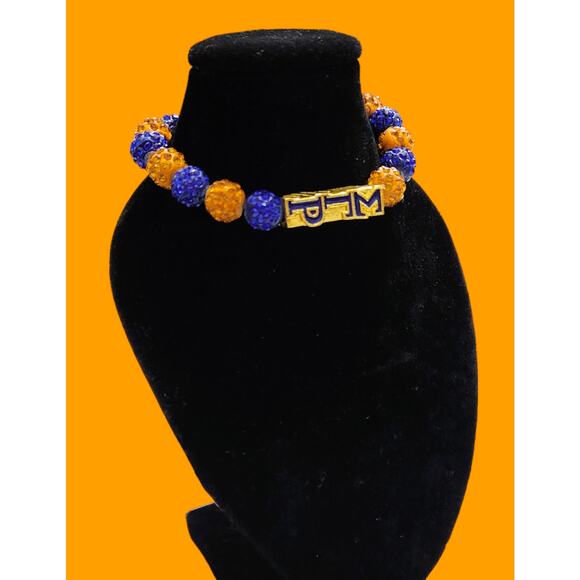 Sigma Gamma Rho Bracelet Blue and Gold Rhinestone Pearls with Logo Block - Picture 4 of 5